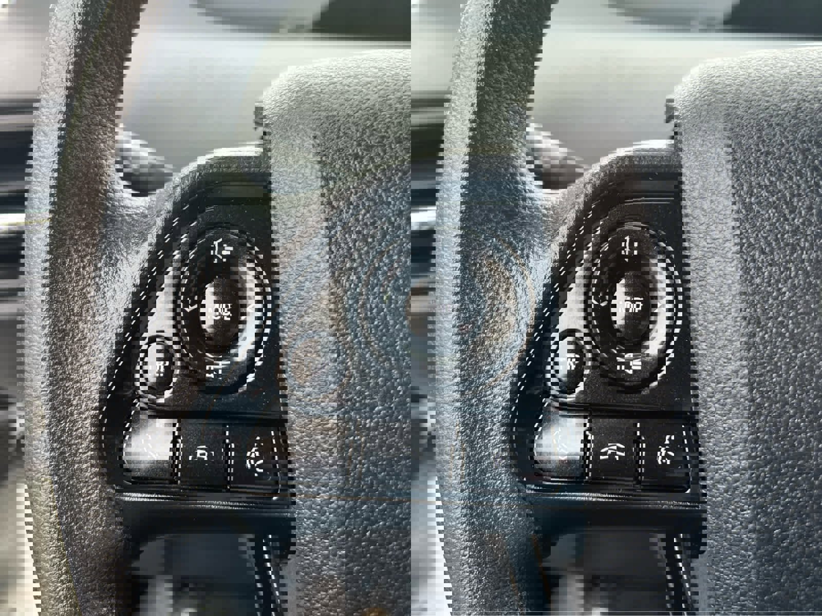 Used 2019 Toyota Prius LE image 31