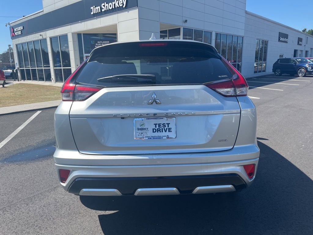 Used 2024 Mitsubishi Eclipse Cross AWD image 4