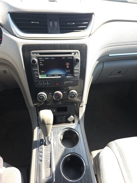 Used 2017 Chevrolet Traverse LT AWD/4WD image 17