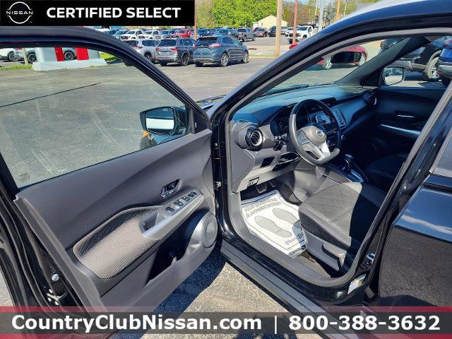 Certified 2019 Nissan Kicks SV FWD image 10