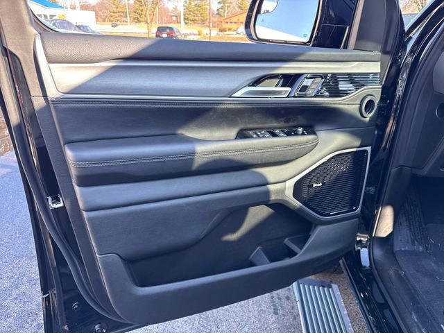 New 2026 Jeep Grand Wagoneer L Limited image 12