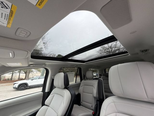 New 2025 Lincoln Navigator Reserve AWD/4WD image 22