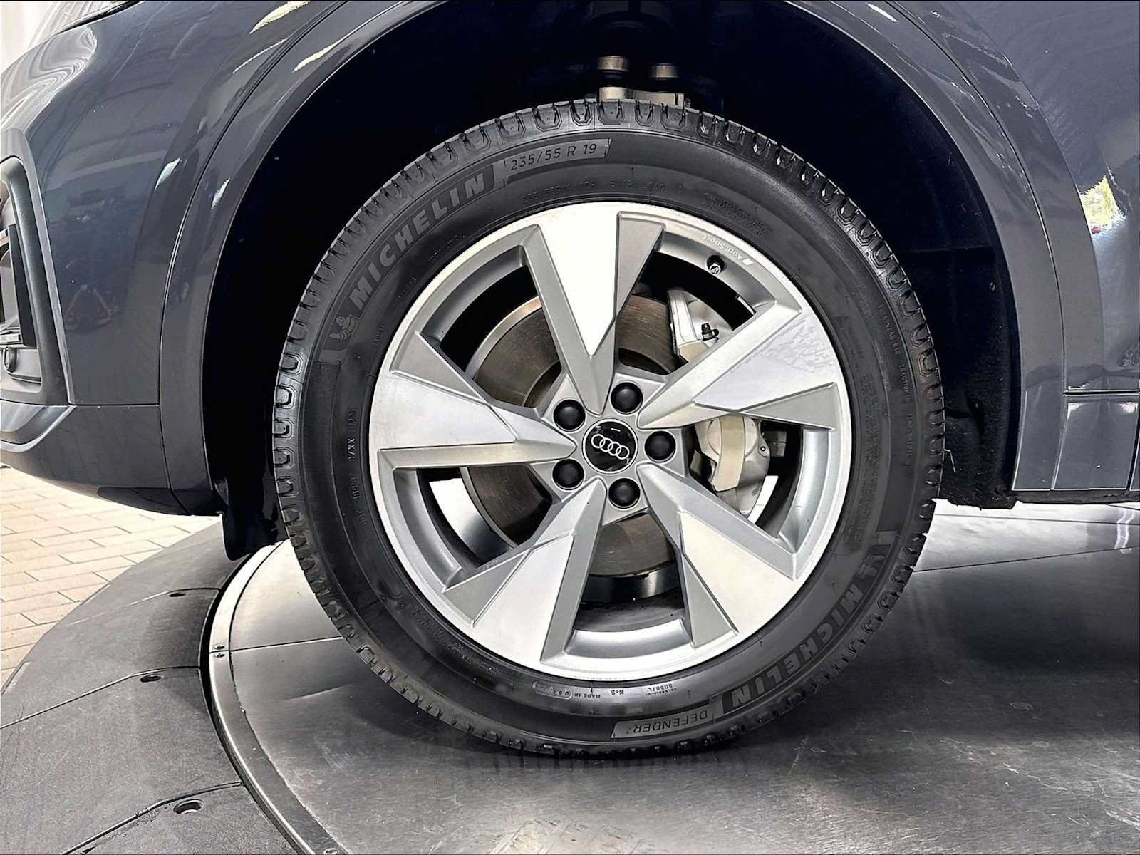 Used 2024 Audi Q5 2.0T Premium Plus AWD/4WD image 13