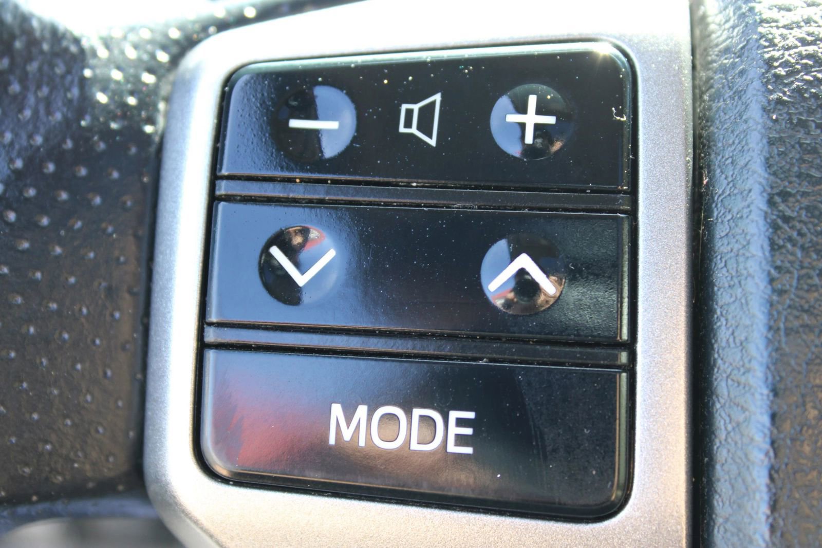 Used 2010 Toyota 4Runner Limited image 23