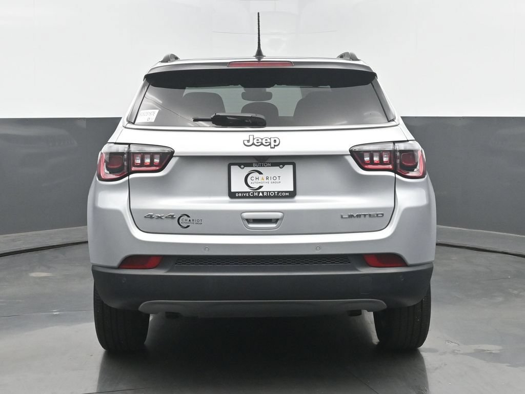 Used 2024 Jeep Compass Limited AWD/4WD image 5