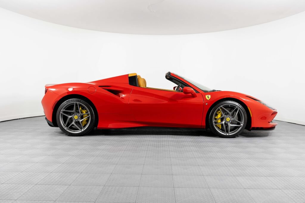 Used 2022 Ferrari F8 Tributo RWD image 19