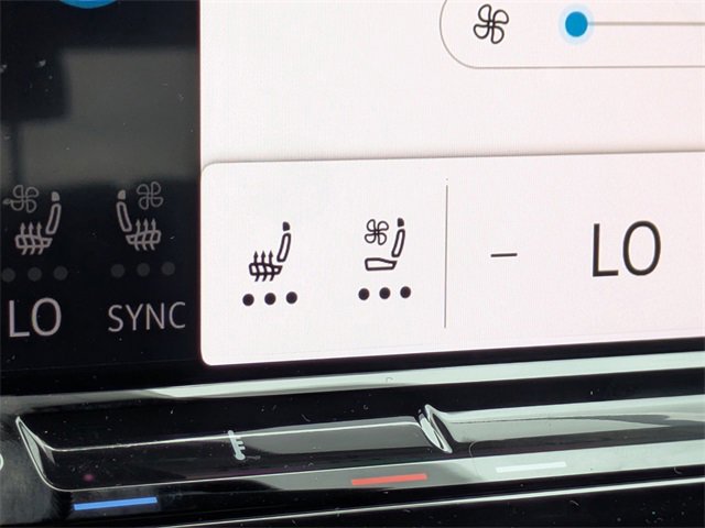 New 2026 Volkswagen Atlas Cross Sport SEL Premium R-Line image 25