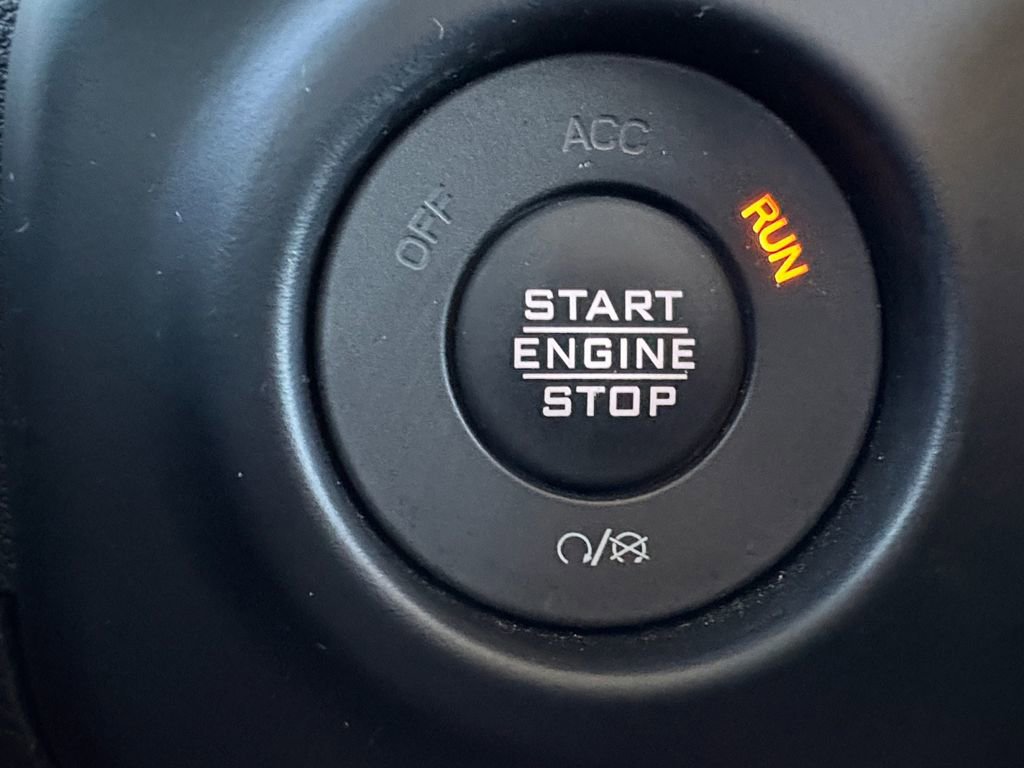 Used 2023 Jeep Gladiator Sport S image 11