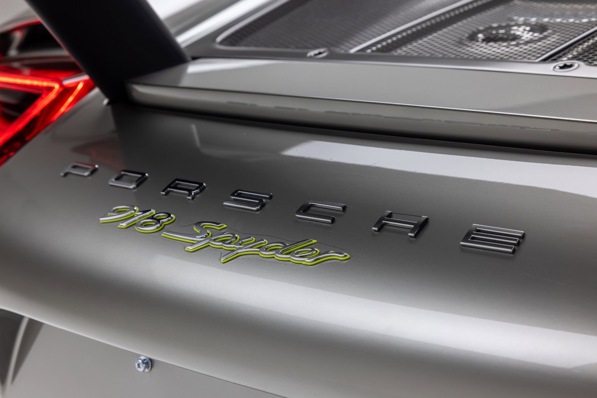 Used 2015 Porsche 918 Spyder AWD/4WD image 70