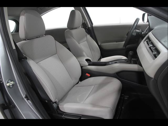 Used 2017 Honda HR-V LX image 14