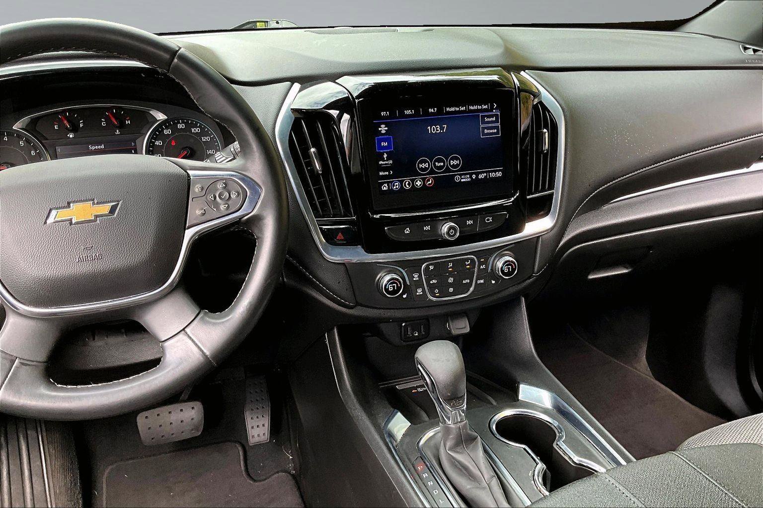 Used 2023 Chevrolet Traverse LT AWD/4WD image 6