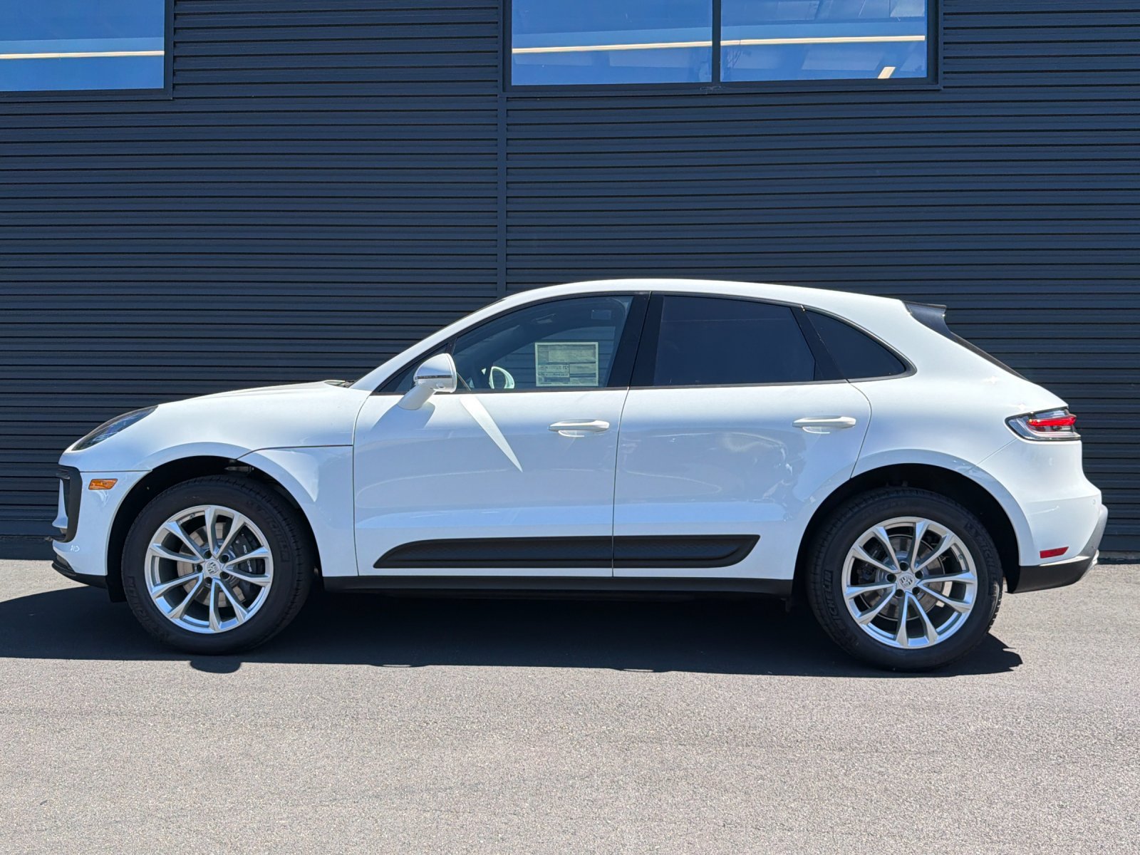 New 2026 Porsche Macan AWD/4WD image 2