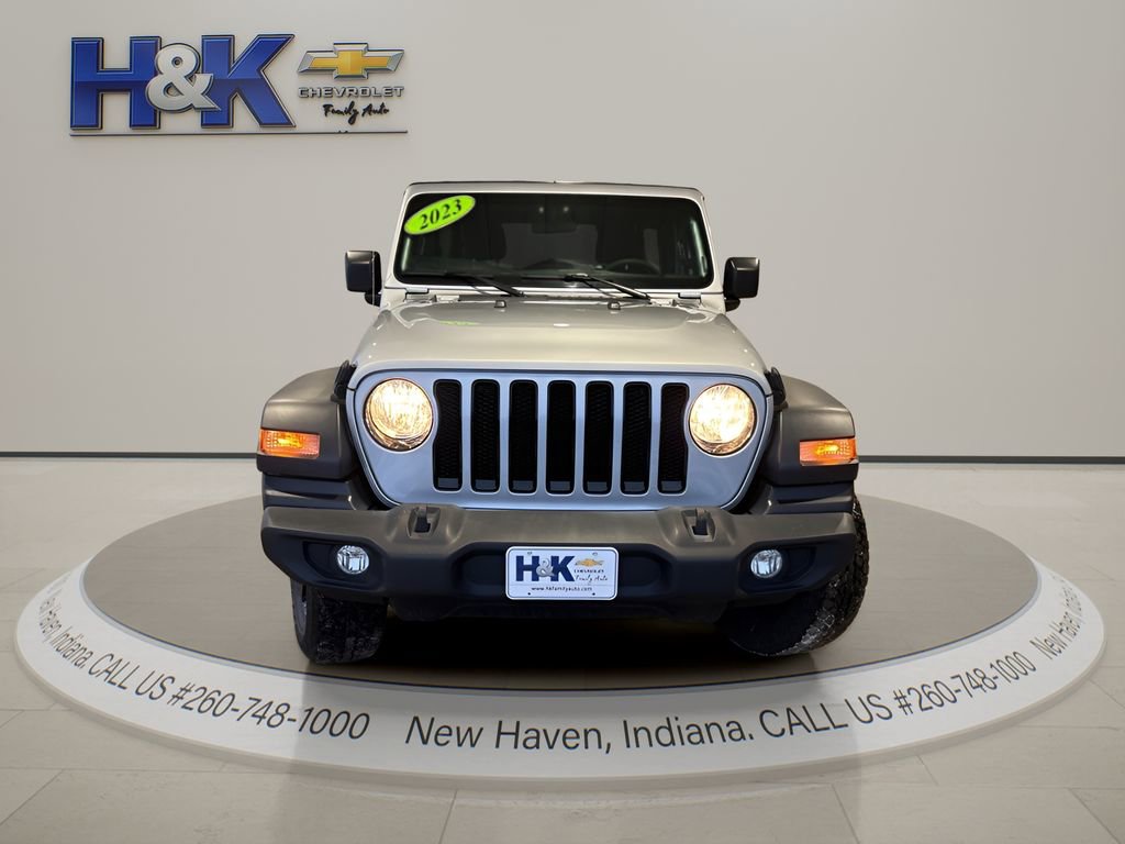 Used 2023 Jeep Wrangler Unlimited Sport AWD/4WD image 2