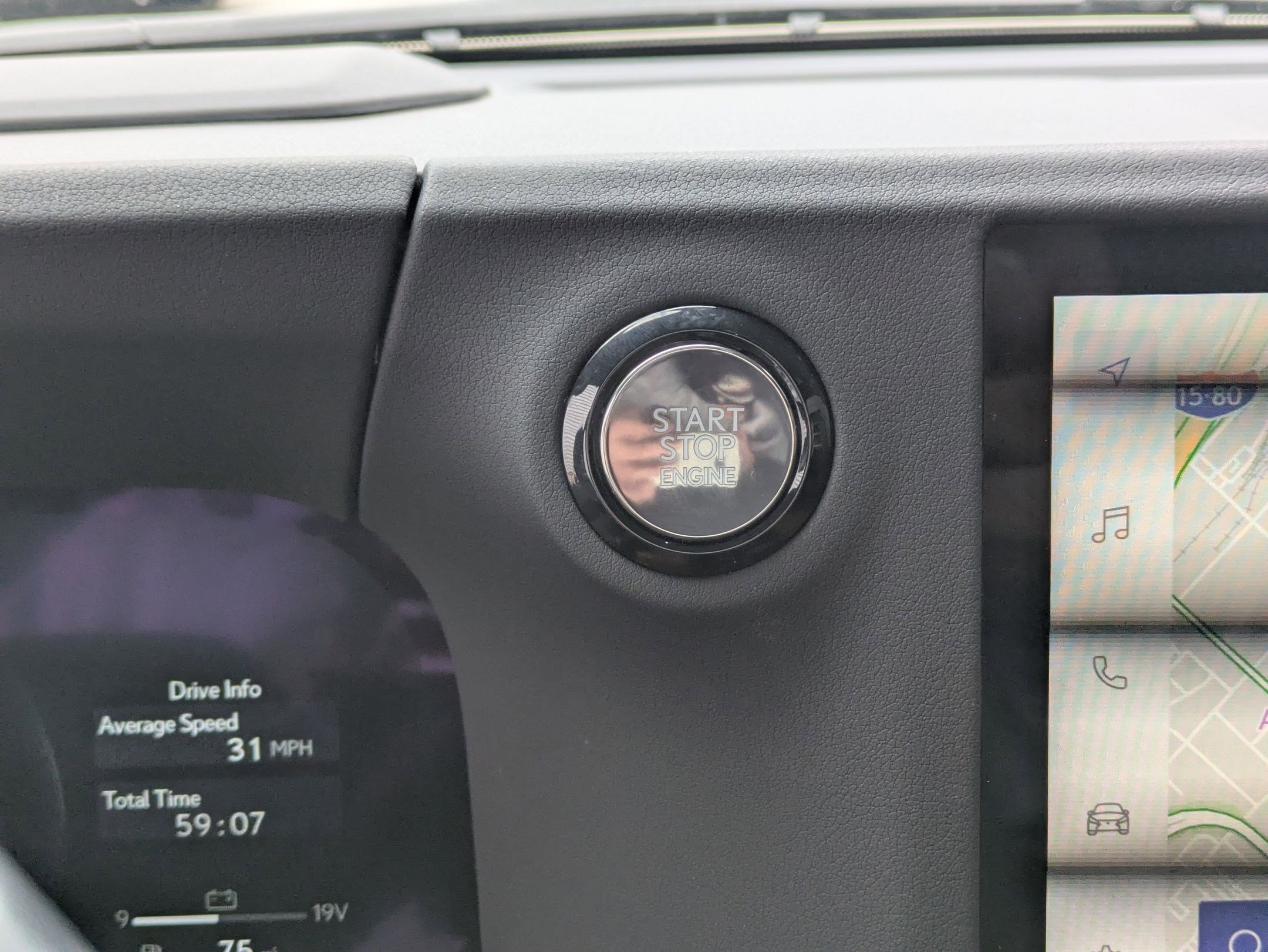 Used 2024 Lexus GX 550 w/ Accessory Package (Z1) image 19