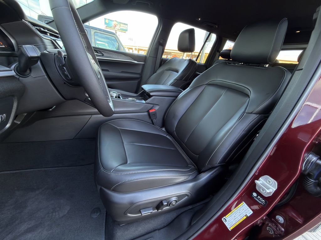 New 2025 Jeep Grand Cherokee Limited AWD/4WD image 19