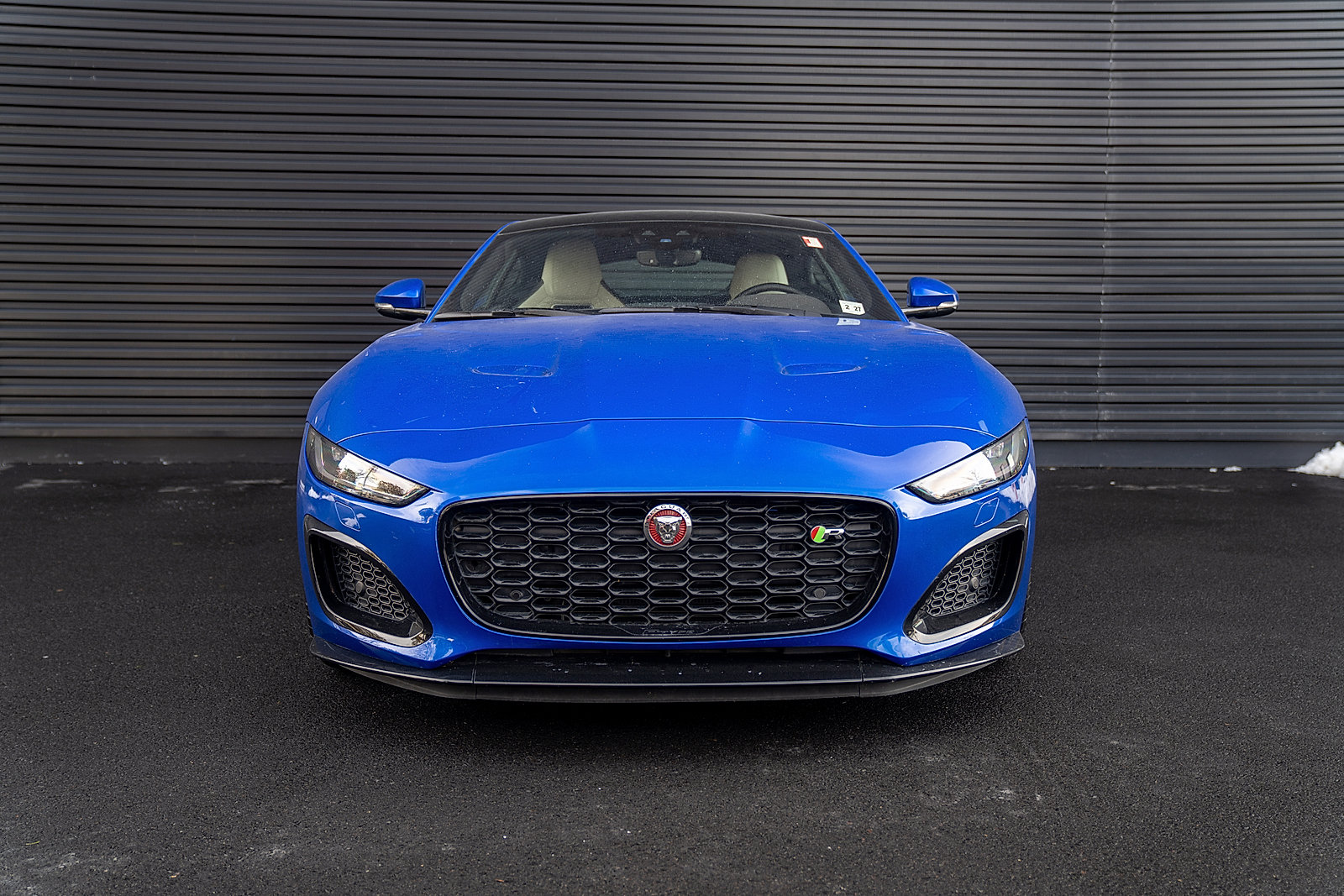 Used 2022 Jaguar F-TYPE R image 21