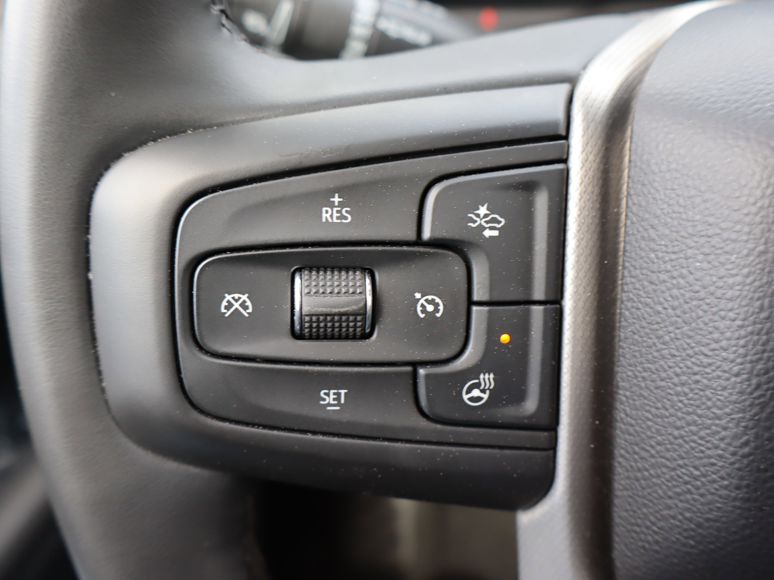 Certified 2024 GMC Yukon Denali image 23