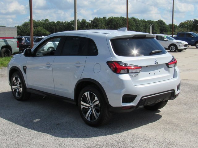 New 2025 Mitsubishi Outlander Sport ES image 5