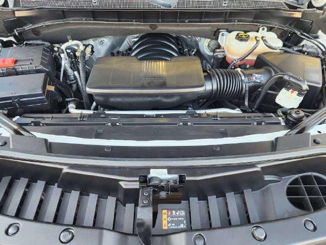 Used 2024 Chevrolet Tahoe RST w/ Luxury Package RWD image 32