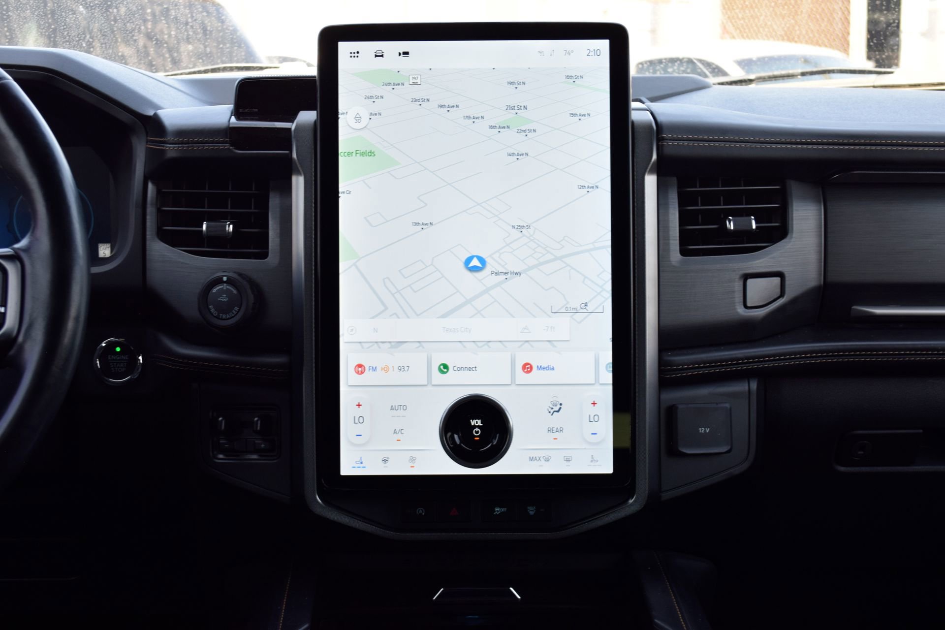 Certified 2024 Ford Expedition Max Platinum image 11