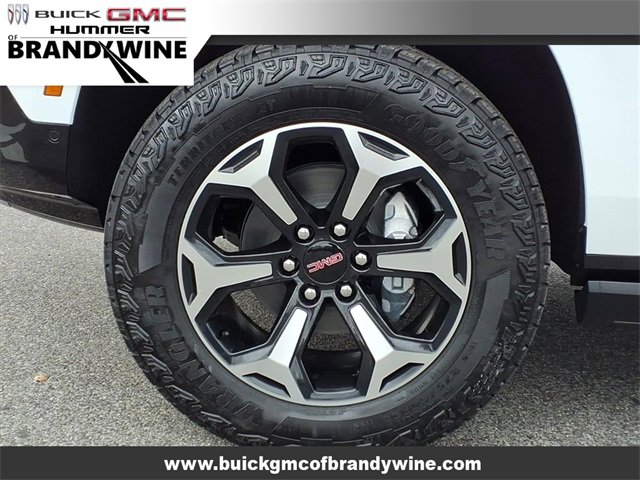 New 2026 GMC Yukon AT4 w/ AT4 Premium Plus Package image 6