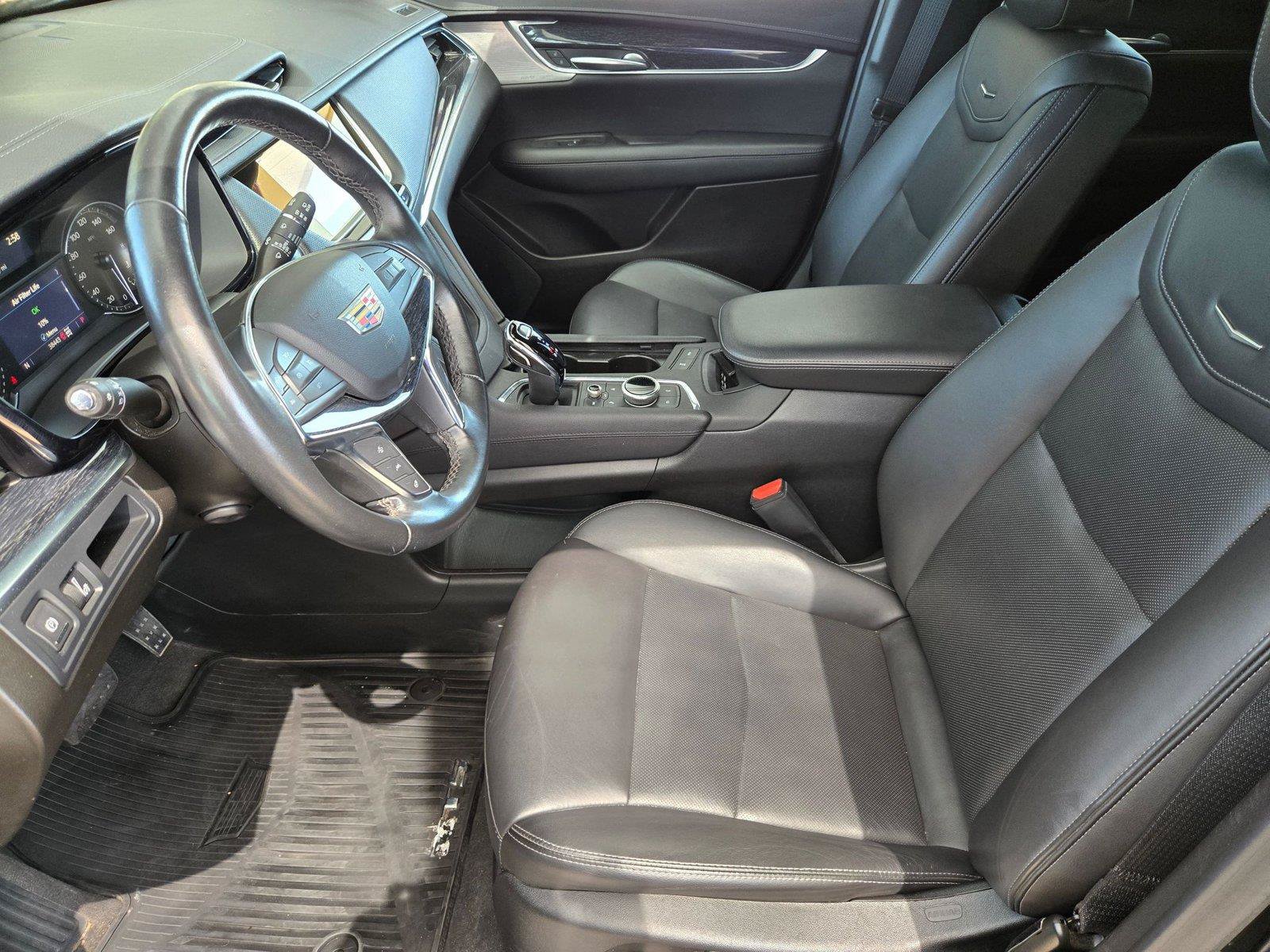 Certified 2023 Cadillac XT5 Premium Luxury AWD/4WD image 11
