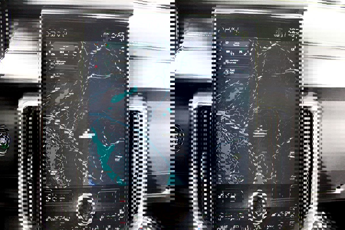 Used 2025 GMC Acadia Elevation image 21