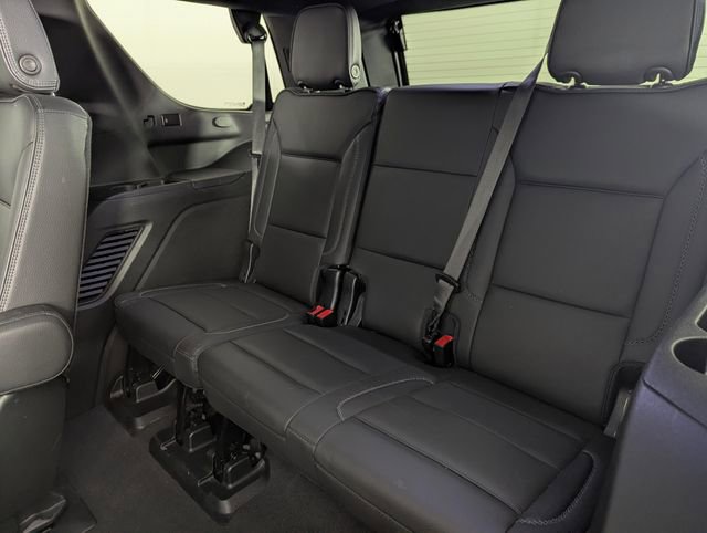 Used 2023 GMC Yukon Denali w/ Denali Reserve Package image 18
