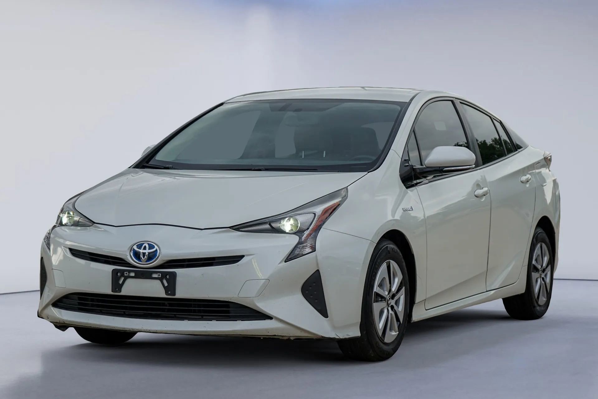 Used 2016 Toyota Prius Three FWD image 3