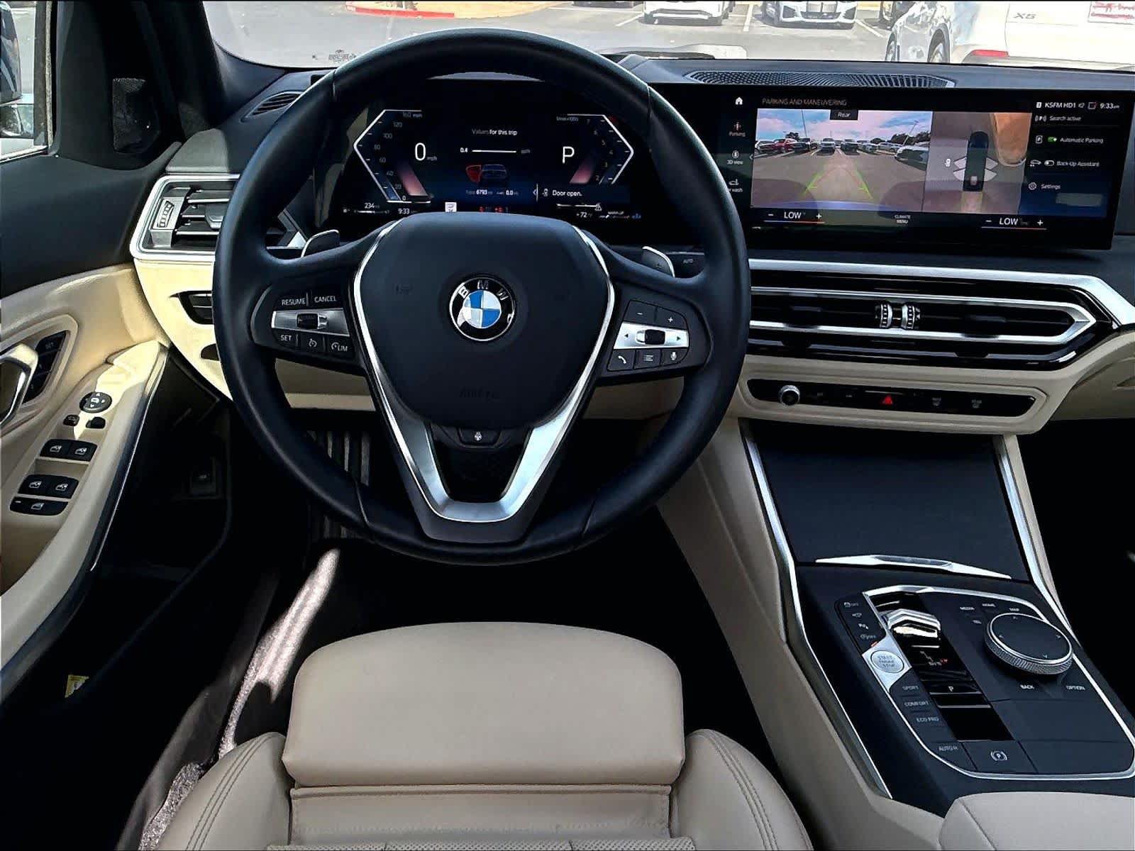 Used 2024 BMW 330i xDrive Sedan AWD/4WD image 11