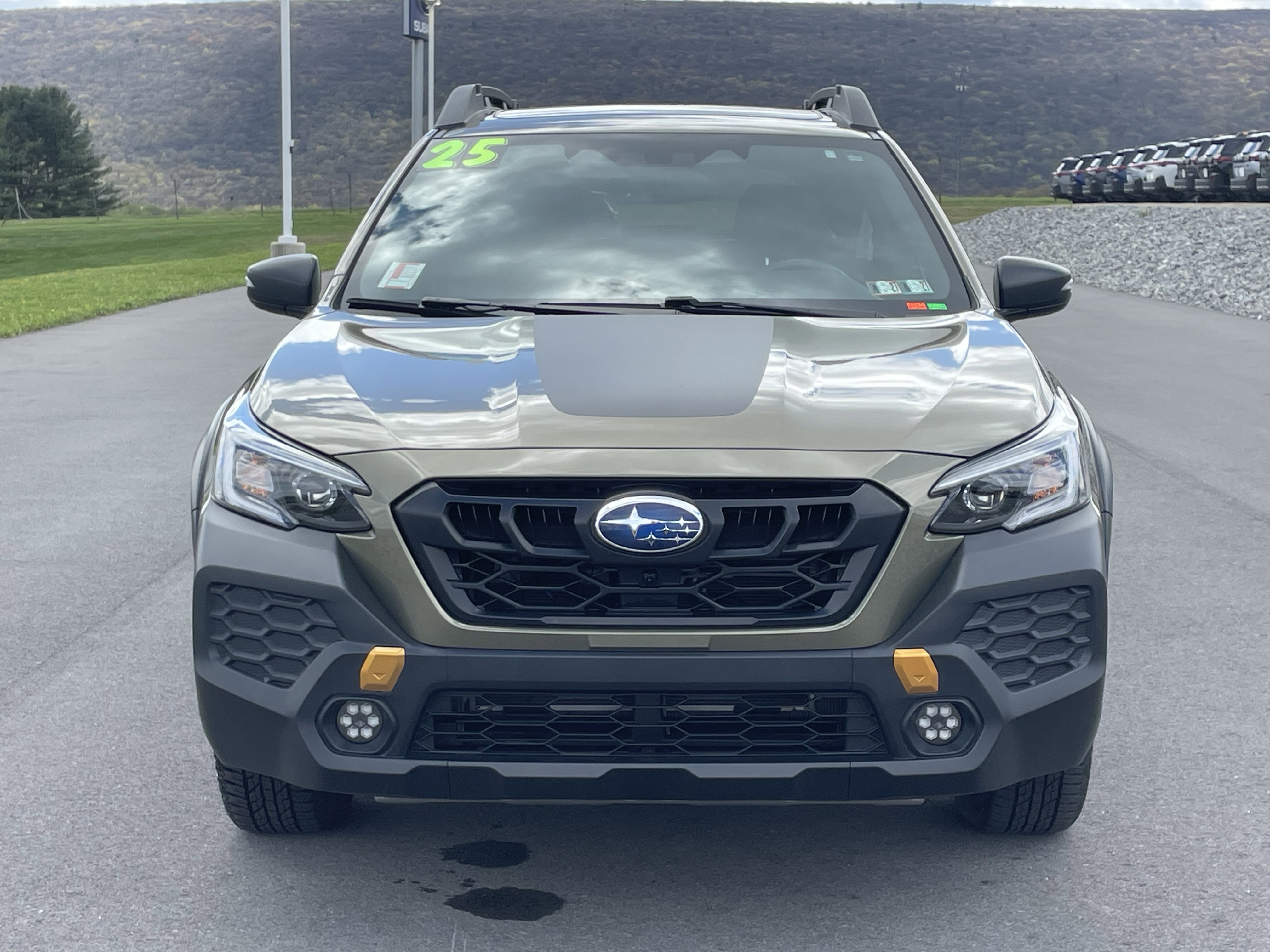 Certified 2025 Subaru Outback Wilderness AWD/4WD image 9