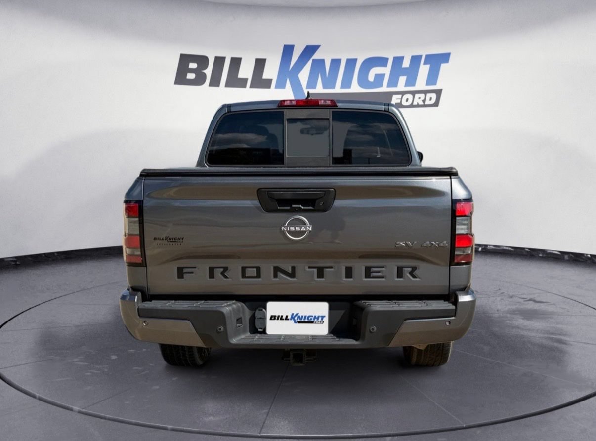 Used 2022 Nissan Frontier SV AWD/4WD image 4