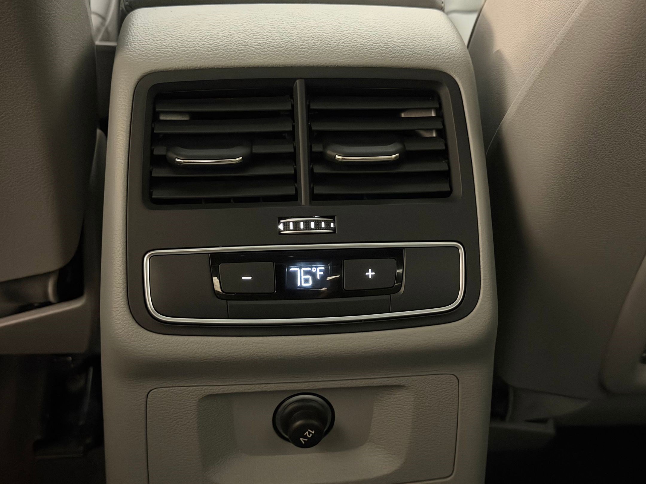 Certified 2023 Audi A4 2.0T Premium w/ Convenience Package image 26