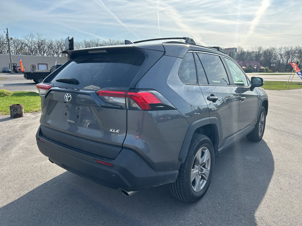 Used 2023 Toyota RAV4 XLE image 6