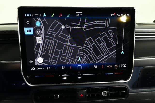 New 2025 Volkswagen ID. Buzz Pro S RWD image 5