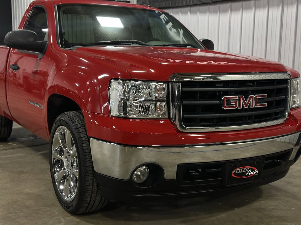 Used 2008 GMC Sierra 1500 W/T w/ SL Package RWD image 23