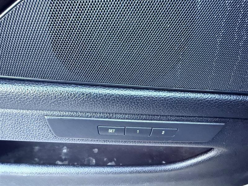 Used 2016 BMW 528i Sedan image 25