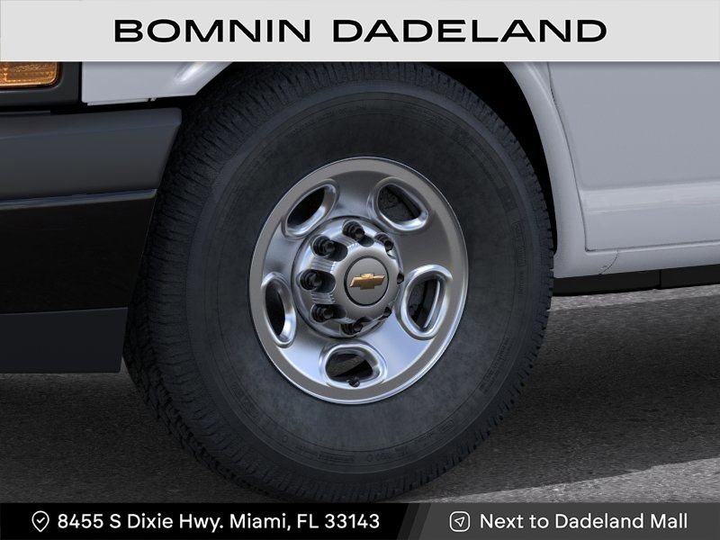 New 2026 Chevrolet Express 2500 RWD image 9