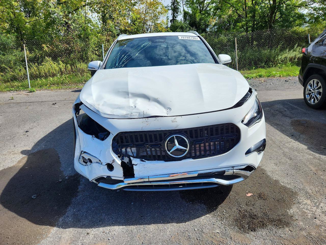 Used 2025 Mercedes-Benz GLA 250 4MATIC image 2