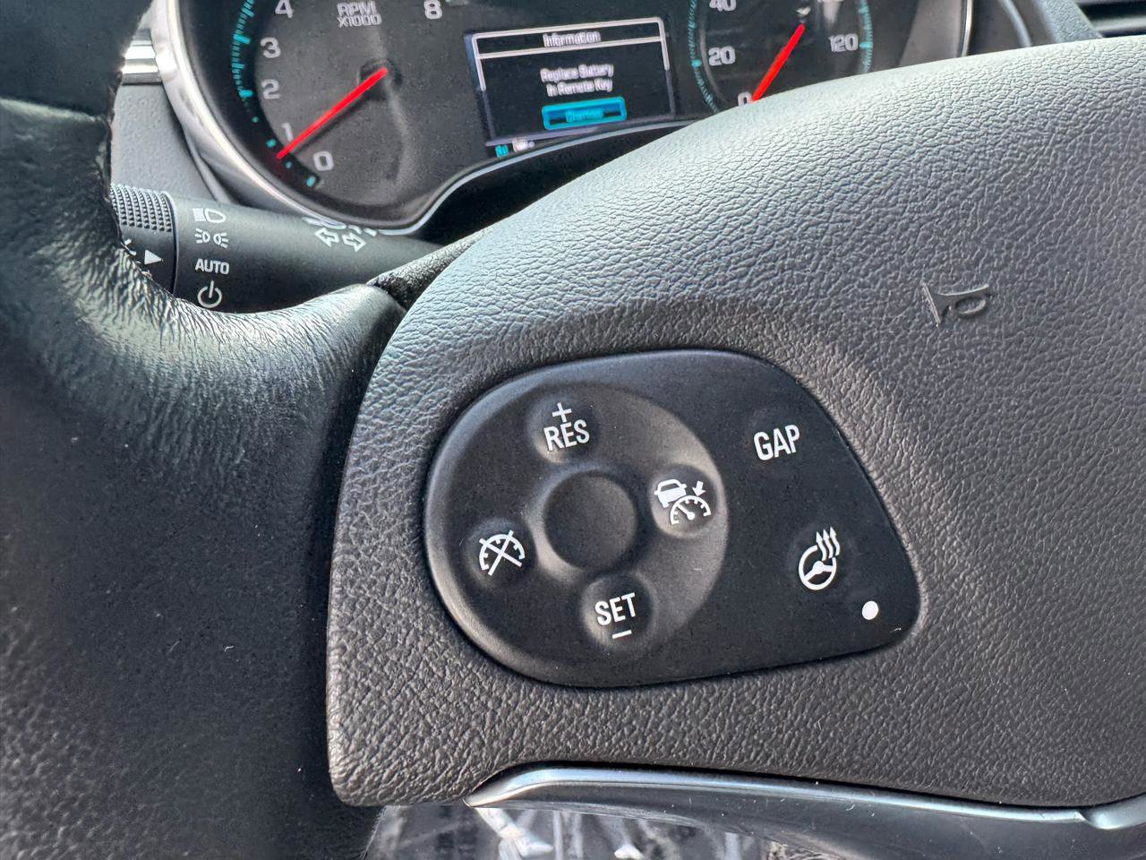 Used 2018 Chevrolet Impala Premier w/ Premier Confidence Package FWD image 36