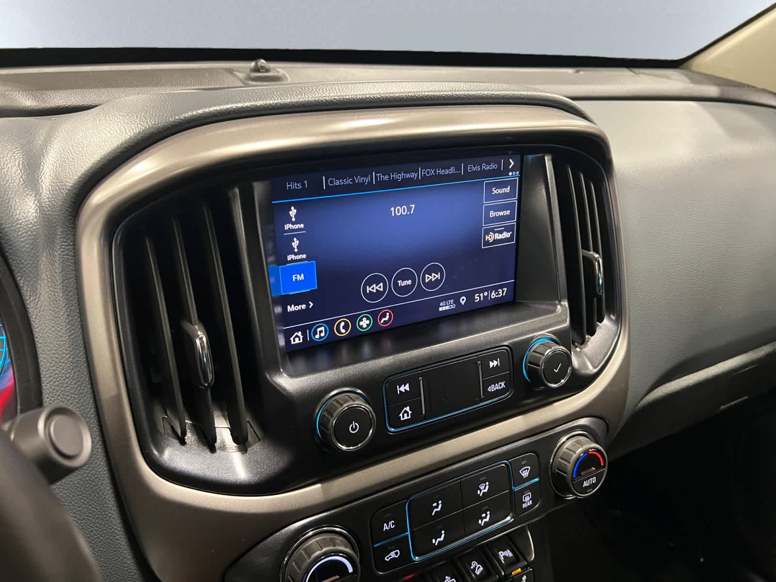 Used 2021 Chevrolet Colorado Z71 AWD/4WD image 14