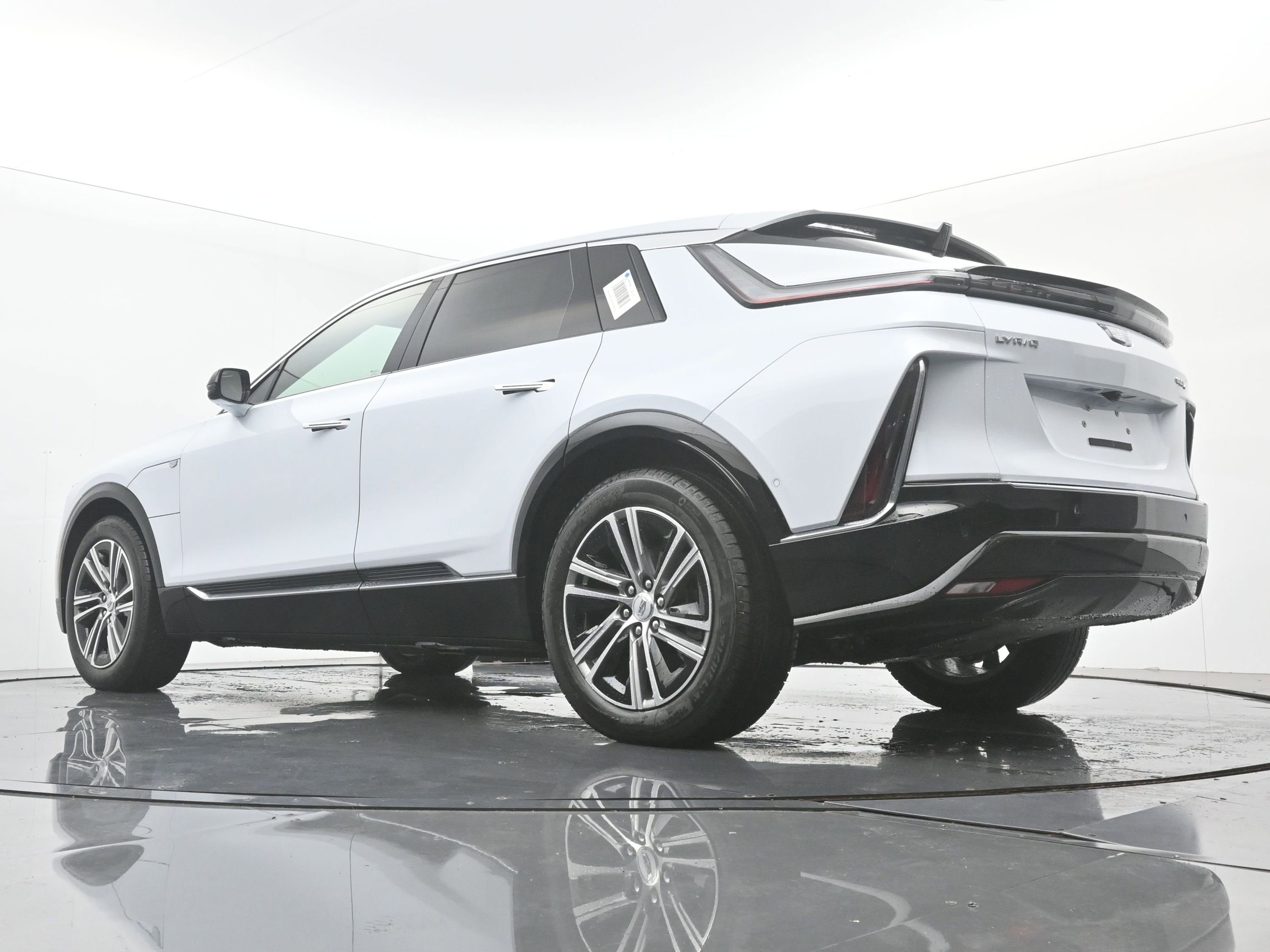 New 2026 Cadillac Lyriq Luxury image 17