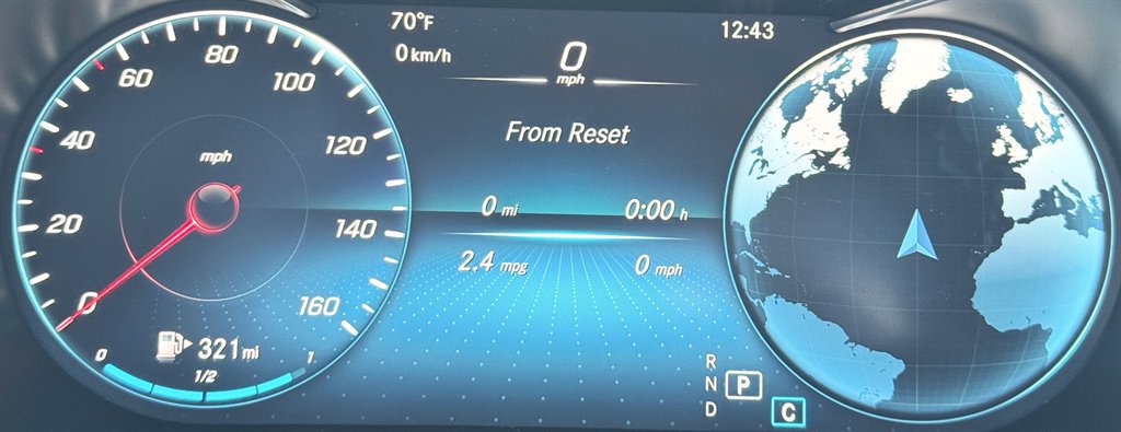 Used 2021 Mercedes-Benz GLC 300 4MATIC w/ AMG Line image 78