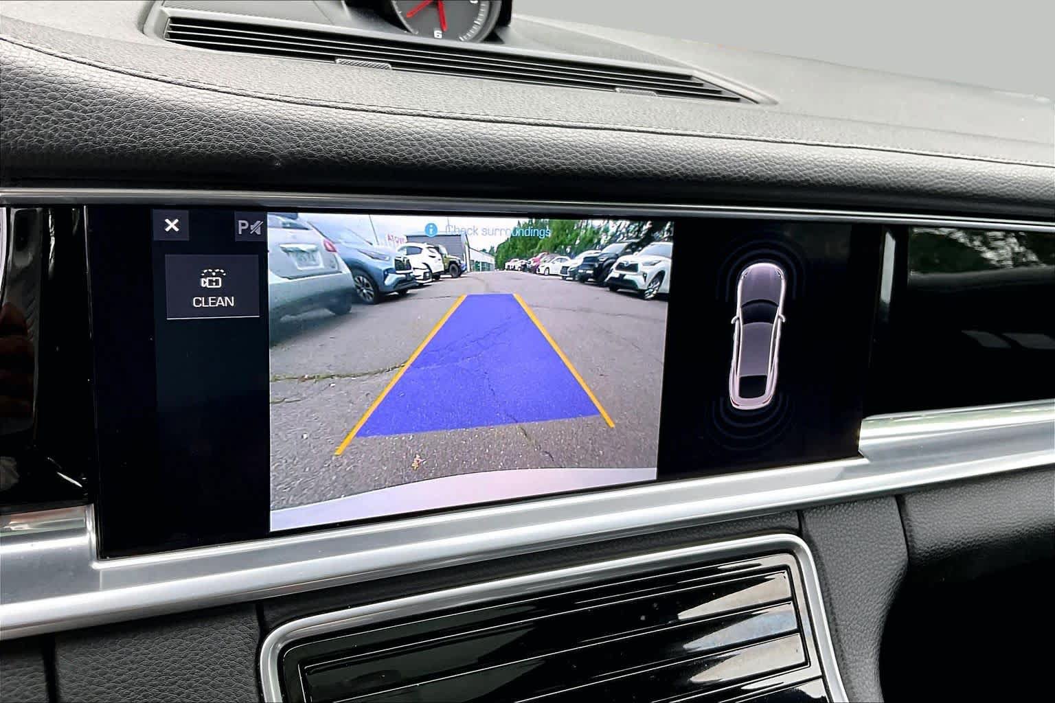 Used 2020 Porsche Panamera 4 AWD/4WD image 28