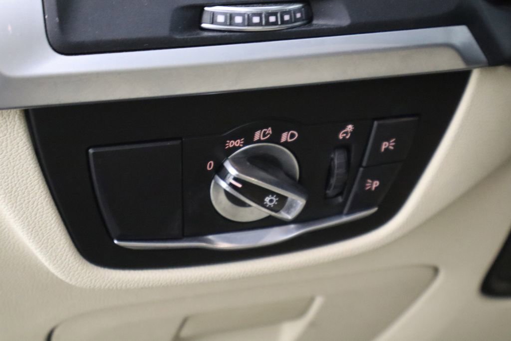 Used 2022 BMW X3 sDrive30i w/ Premium Package 2 RWD image 16