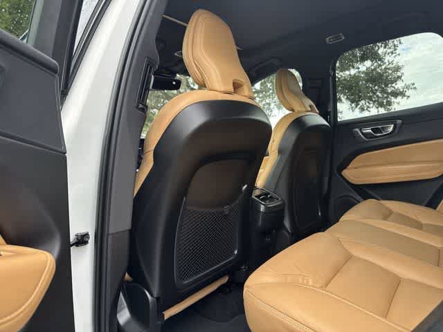 Used 2021 Volvo XC60 T5 Inscription FWD image 16