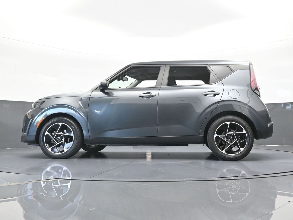 Used 2023 Kia Soul EX image 55