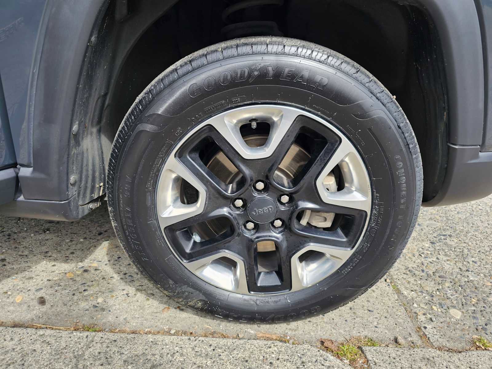 Used 2017 Jeep Compass Trailhawk w/ Leather Interior Group image 9