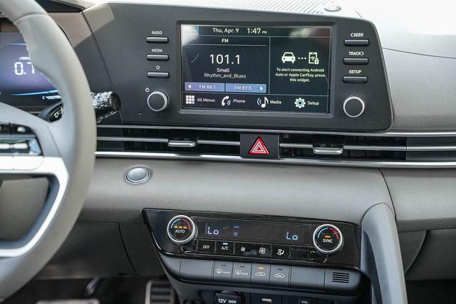 New 2026 Hyundai Elantra Sport FWD image 17