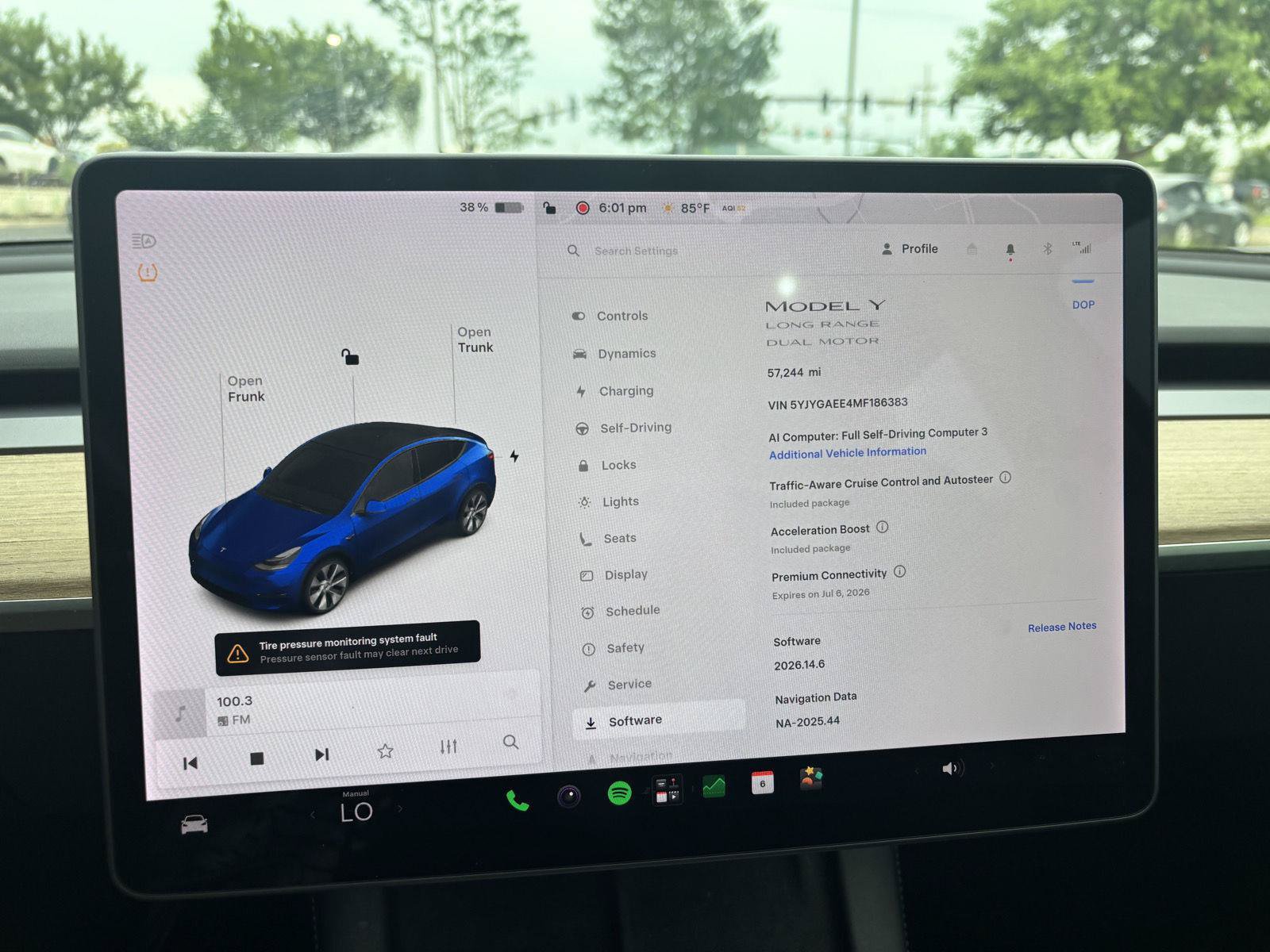Used 2021 Tesla Model Y Long Range AWD/4WD image 25